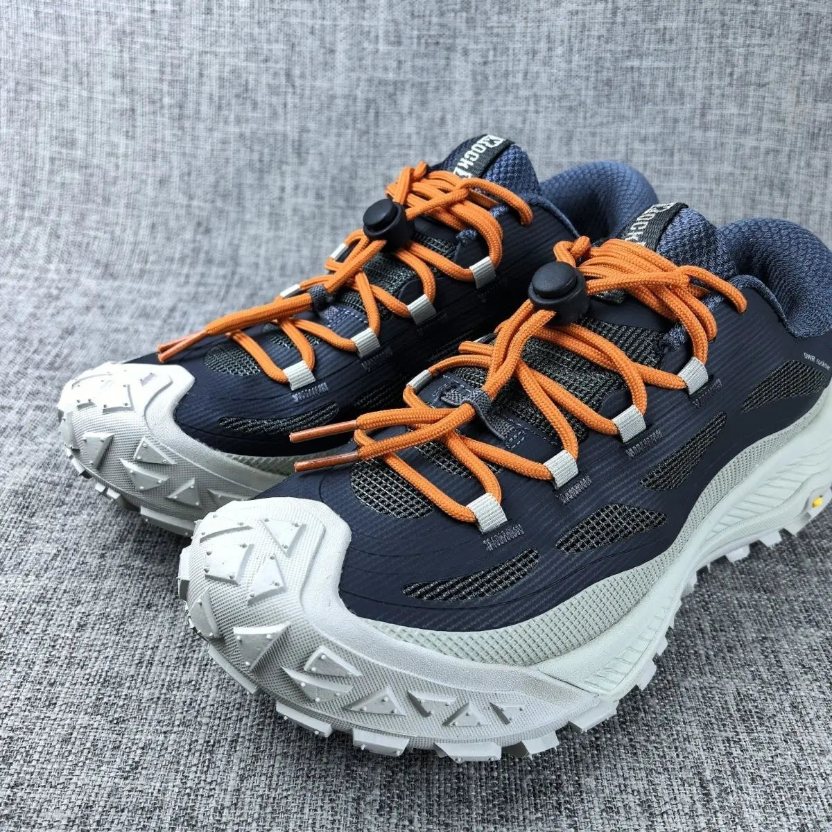 2025 Men's Tactical Hiking Shoes All-Terrain Non-Slip Breathable Thick Sole Mountain Trail Running Outdoor Sneakers
