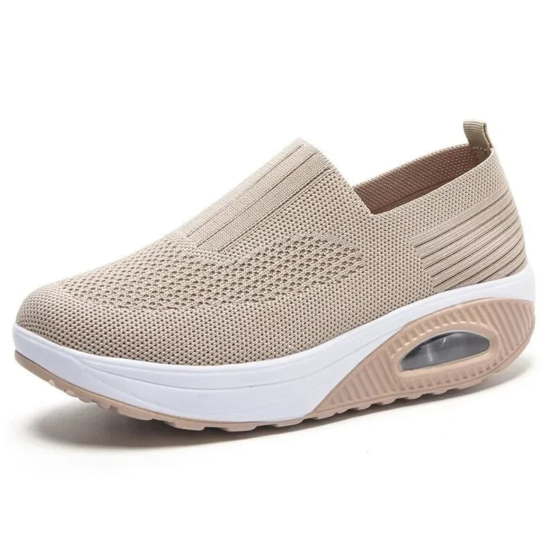 2025 Christmas Women Fashion Vulcanized Sneakers Platform Solid Color Flat Ladies Shoes Casual Breathable Wedges Ladies Walking