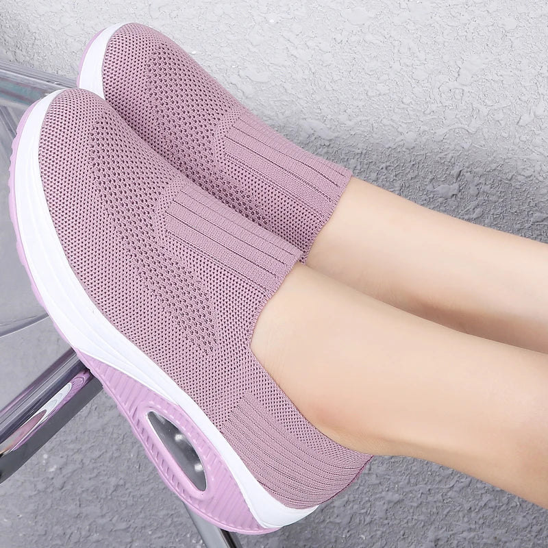 2025 Christmas Women Fashion Vulcanized Sneakers Platform Solid Color Flat Ladies Shoes Casual Breathable Wedges Ladies Walking